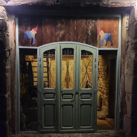 Le Relais Des Eléphants Colorés