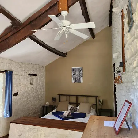 Le Relais Des Eléphants Colorés 3*