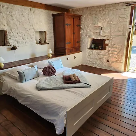 Le Relais Des Elephants Colores Nocleg ze śniadaniem