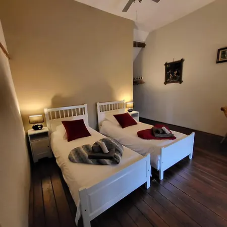 Le Relais Des Elephants Colores Nocleg ze śniadaniem Virlet