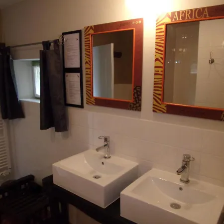 Le Relais Des Elephants Colores Nocleg ze śniadaniem Virlet